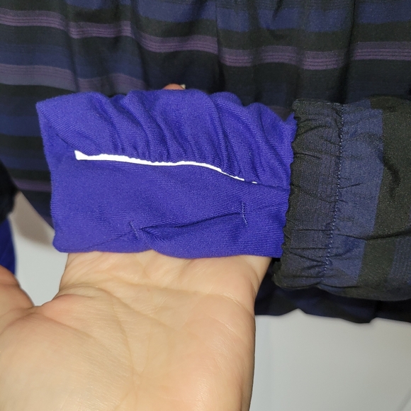 Lululemon Hustle Jacket - Picture 5 of 5